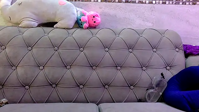 HaaniKaur online show from 25, 3, 2026