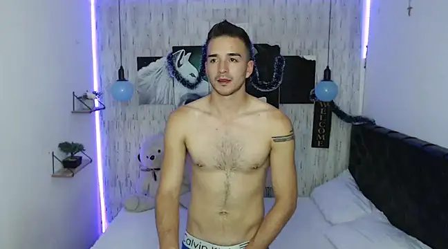 Snapshot of tommycash_777 chatting on 4, 12, 2024 tommycash 777 online show from 4, 12, 2024