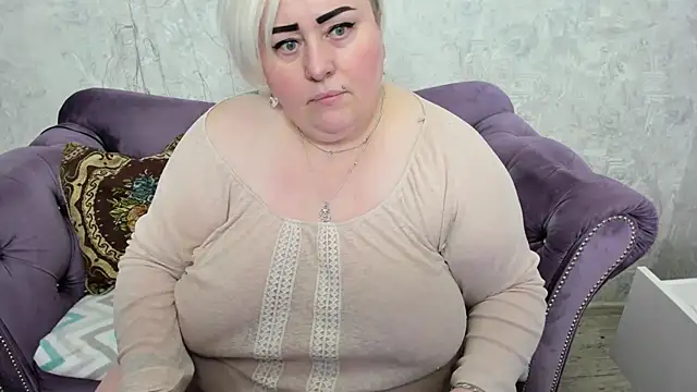 fashiona online show from 23, 3, 2025