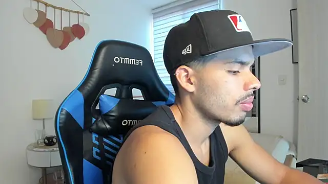 mateoleonee online show from 24, 9, 2025