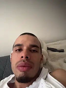 mateoleonee online show from 5, 1, 2026