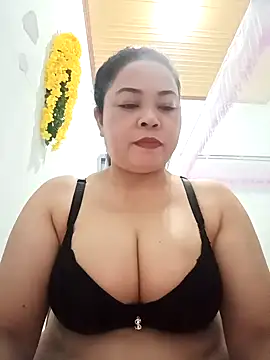 Sexy-bigtits2024 online show from 3, 12, 2024
