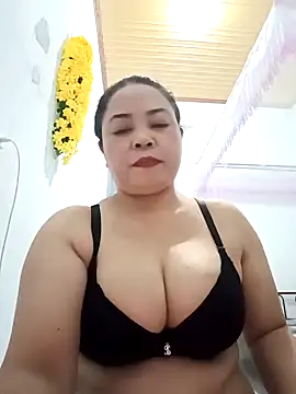 Sexy-bigtits2024 online show from 31, 12, 2024