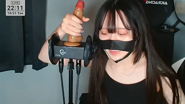 R18onesanASMR online show from 21, 10, 2025