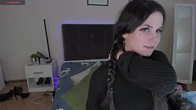 CassieEvans online show from 6, 12, 2024