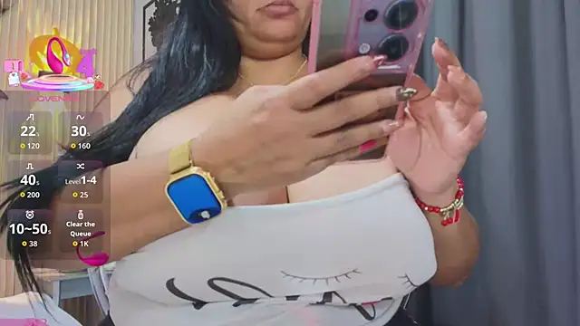 Snapshot of _sonia_bigboobs chatting on 8, 10, 2025 sonia bigboobs online show from 8, 10, 2025