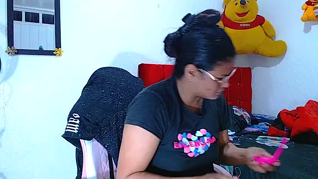 SweetAlmaa online show from 14, 12, 2024