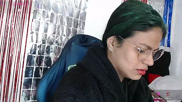 Snapshot of SweetAlmaa chatting on 2, 11, 2025 SweetAlmaa online show from 2, 11, 2025