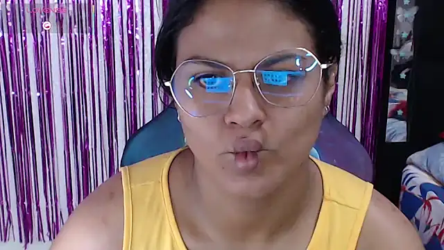 SweetAlmaa online show from 15, 2, 2026