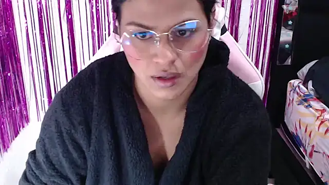 SweetAlmaa online show from 13, 5, 2026