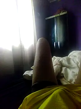 Snapshot of lorraine_alves_ferreira chatting on 5, 11, 2025 lorraine alves ferreira online show from 5, 11, 2025