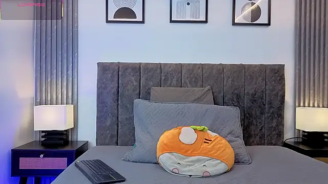 Ema Stone65 online show from 26, 2, 2026