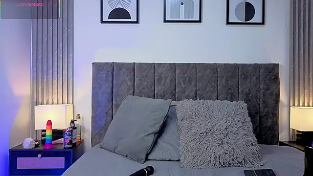 Ema Stone65 online show from 24, 3, 2026