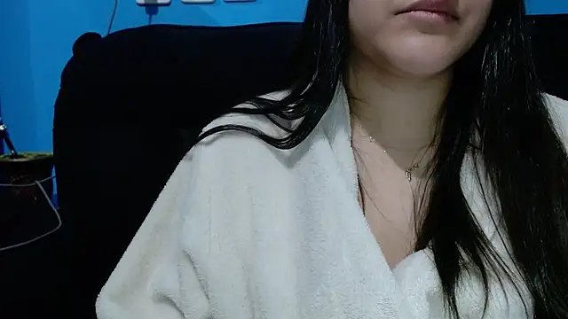 Snapshot of luckygirl111 chatting on 21, 5, 2026 luckygirl111 online show from 21, 5, 2026