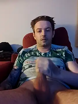 Snapshot of istiaqua90 chatting on 11, 2, 2025 istiaqua90 online show from 11, 2, 2025