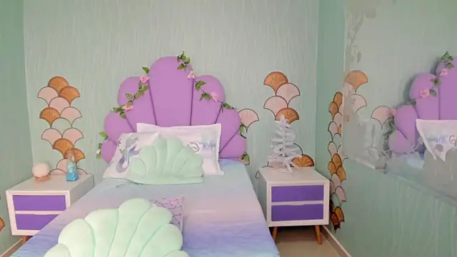 Isa little4u online show from 2, 1, 2025