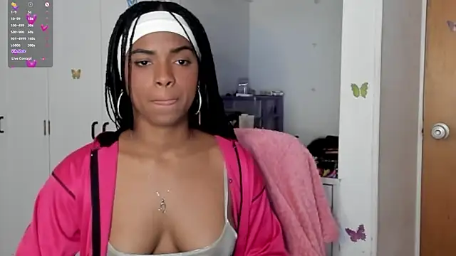 Snapshot of Marce_22 chatting on 7, 2, 2025 Marce 22 online show from 7, 2, 2025