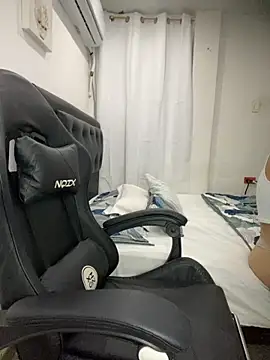 Snapshot of Belissa_miller chatting on 15, 12, 2025 Belissa miller online show from 15, 12, 2025