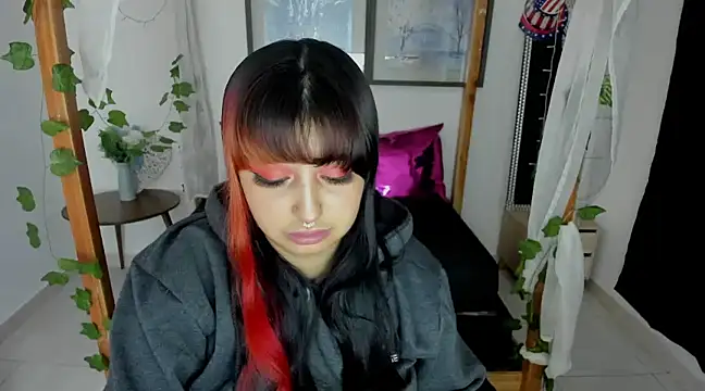 lussyevans24 online show from 3, 1, 2025