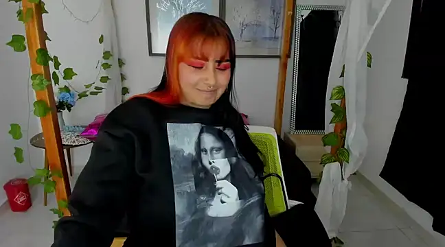lussyevans24 online show from 23, 1, 2025