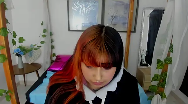 lussyevans24 online show from 30, 1, 2025