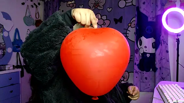 lussyevans24 online show from 2, 3, 2026