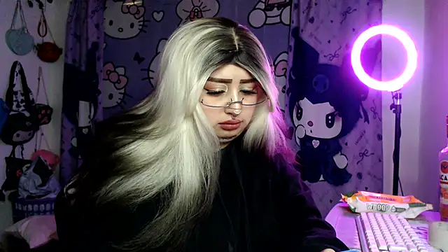 lussyevans24 online show from 12, 6, 2026
