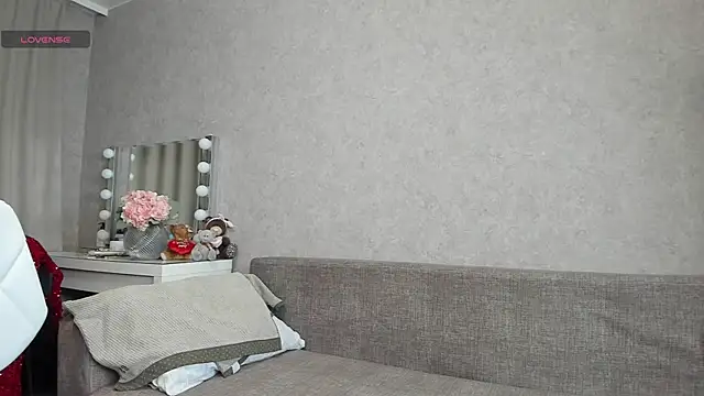 Snapshot of angelica_marquise chatting on 4, 12, 2025 angelica marquise online show from 4, 12, 2025