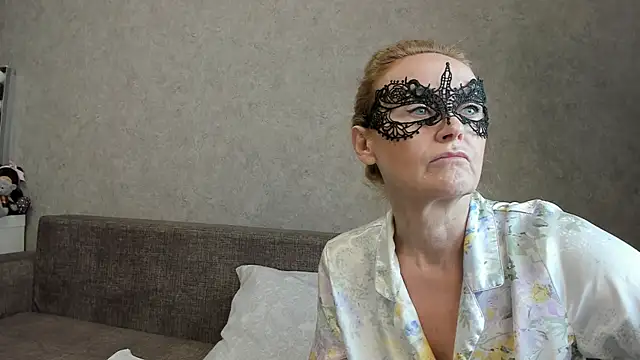 Snapshot of angelica_marquise chatting on 15, 12, 2025 angelica marquise online show from 15, 12, 2025