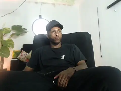 Ostinsanto online show from 25, 2, 2026