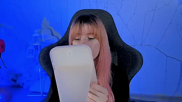 LexiWenford online show from 12, 2, 2025