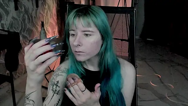 LexiWenford online show from 13, 10, 2025