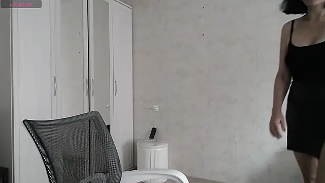 Snapshot of Devil_Goddess chatting on 14, 9, 2025 Devil Goddess online show from 14, 9, 2025