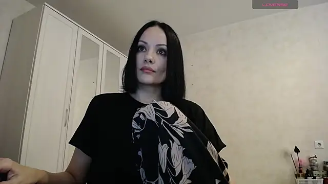 Snapshot of Devil_Goddess chatting on 19, 12, 2025 Devil Goddess online show from 19, 12, 2025