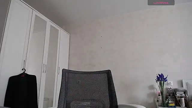 Snapshot of Devil_Goddess chatting on 3, 4, 2026 Devil Goddess online show from 3, 4, 2026