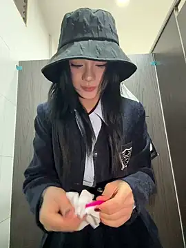 Snapshot of Asia-Melody chatting on 15, 3, 2025 Asia-Melody online show from 15, 3, 2025