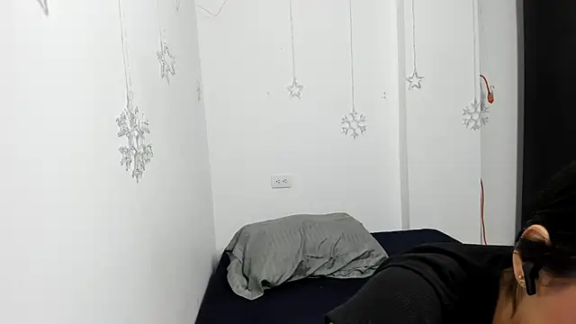 monse 02 online show from 15, 2, 2026