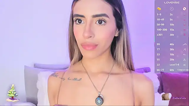 Snapshot of StormiRusso chatting on 14, 12, 2025 StormiRusso online show from 14, 12, 2025