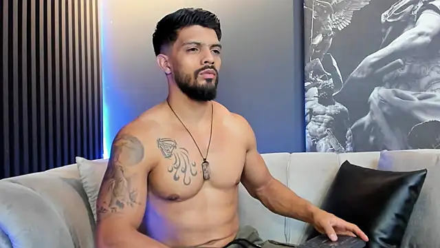DannSaenz online show from 8, 1, 2025