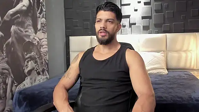 DannSaenz online show from 12, 1, 2025