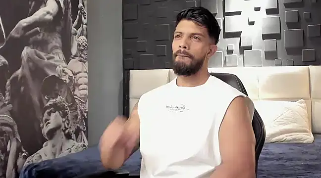 DannSaenz online show from 12, 1, 2025