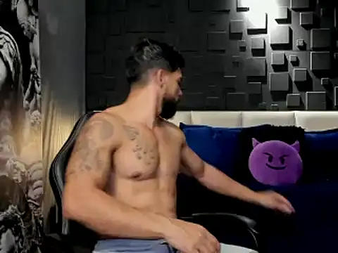 DannSaenz online show from 24, 1, 2025