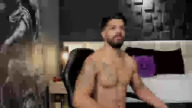 DannSaenz online show from 29, 1, 2025