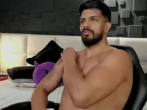 DannSaenz online show from 2, 2, 2025