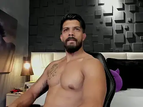 DannSaenz online show from 2, 2, 2025