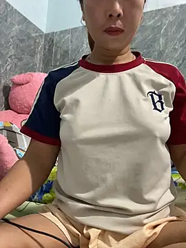 Linaannn online show from 2, 12, 2025