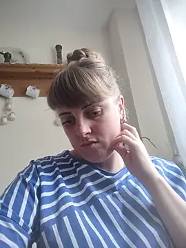 CoddessCrystal online show from 9, 6, 2026