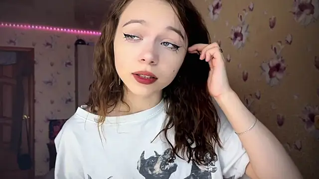  SofiaBrown online show from 5, 12, 2024