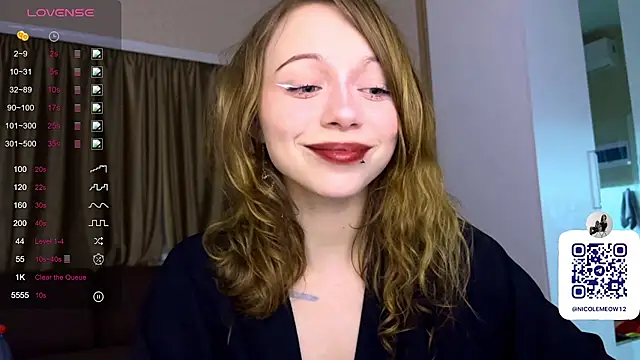 Snapshot of _SofiaBrown chatting on 9, 4, 2026 SofiaBrown online show from 9, 4, 2026