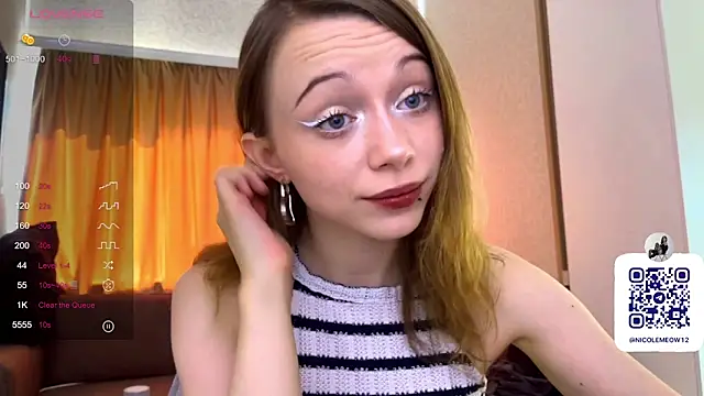 Snapshot of _SofiaBrown chatting on 6, 5, 2026 SofiaBrown online show from 6, 5, 2026